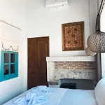 Casa Alegre Hotel *